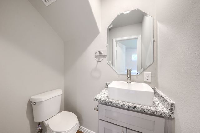 321A Fagg Drive, Lewisville, TX 75057