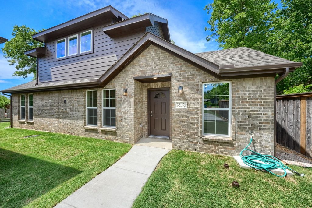 321A Fagg Drive, Lewisville, TX 75057
