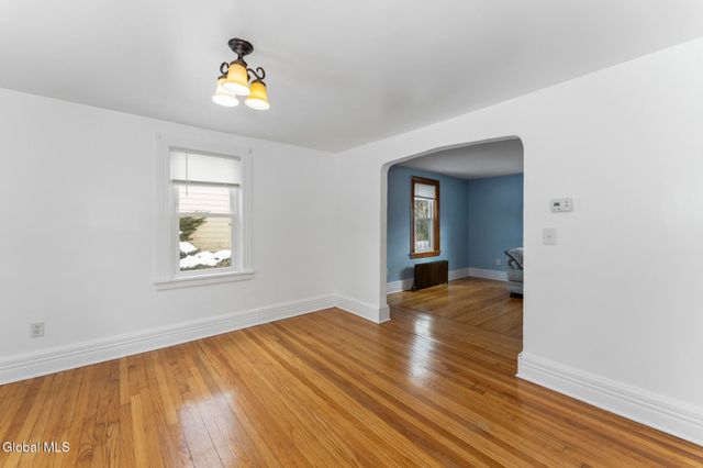 197 Fillmore Avenue, Niskayuna, NY 12304