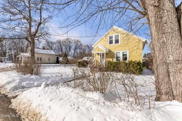 197 Fillmore Avenue, Niskayuna, NY 12304