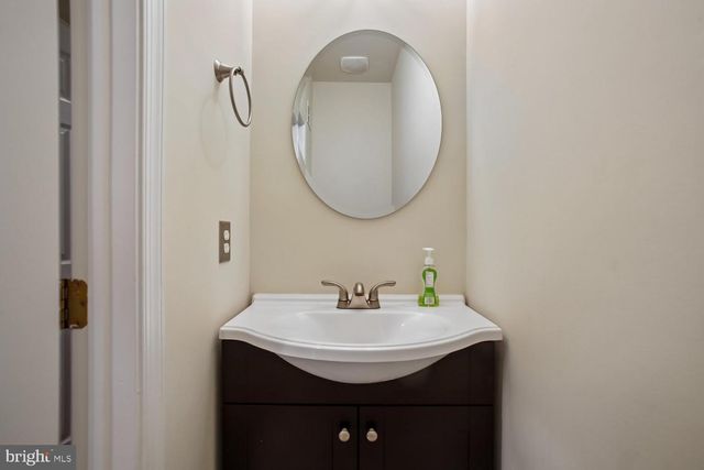 5601 SWIFT CREEK CT, Haymarket, VA 20169