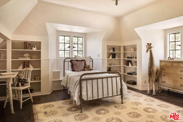 4934 Queen Florence Lane, Woodland Hills (los Angeles), CA 91364
