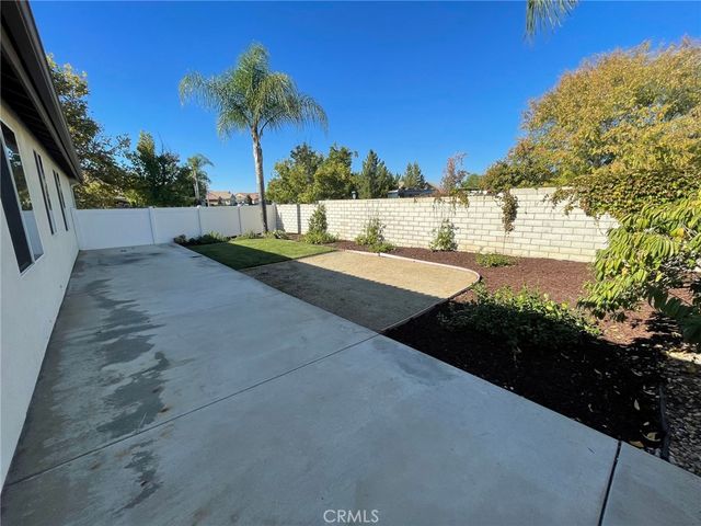 39402 Napa Creek Drive, Murrieta, CA 92563