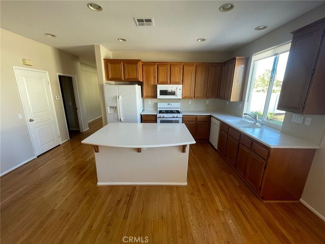 39402 Napa Creek Drive, Murrieta, CA 92563