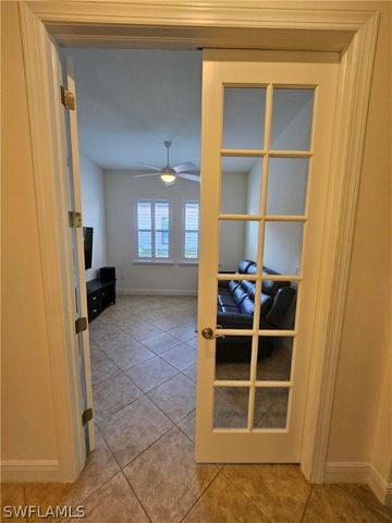 1283 Manado DR, Naples, FL 34113