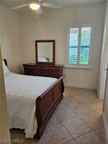 1283 Manado DR, Naples, FL 34113