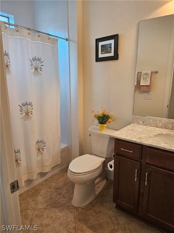 1283 Manado DR, Naples, FL 34113