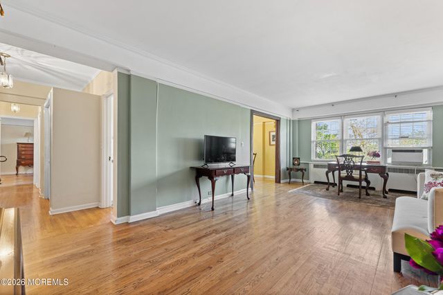 10 Crestmont Road 3L, Montclair, NJ 07042