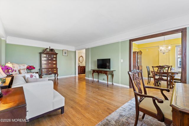 10 Crestmont Road 3L, Montclair, NJ 07042