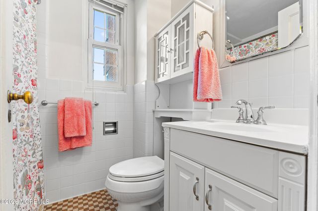 10 Crestmont Road 3L, Montclair, NJ 07042