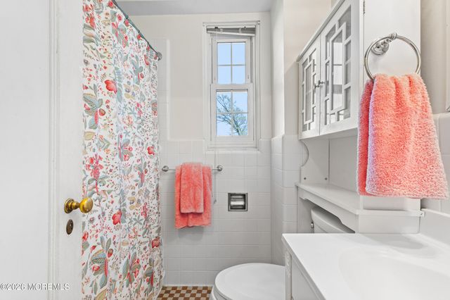 10 Crestmont Road 3L, Montclair, NJ 07042