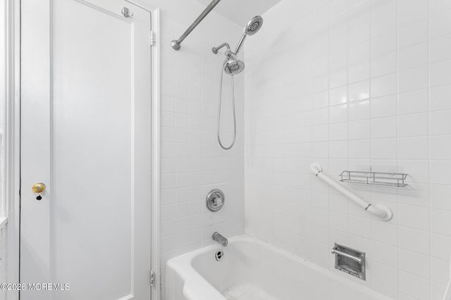 10 Crestmont Road 3L, Montclair, NJ 07042