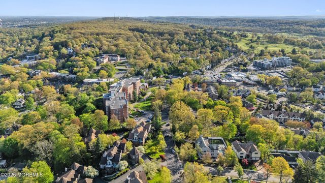 10 Crestmont Road 3L, Montclair, NJ 07042