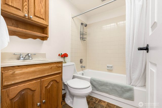 31646 45th Place SW, Federal Way, WA 98023