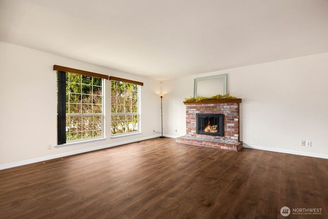 31646 45th Place SW, Federal Way, WA 98023