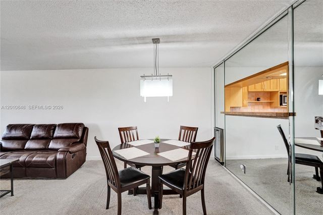 575 Oaks Lane 508, Pompano Beach, FL 33069