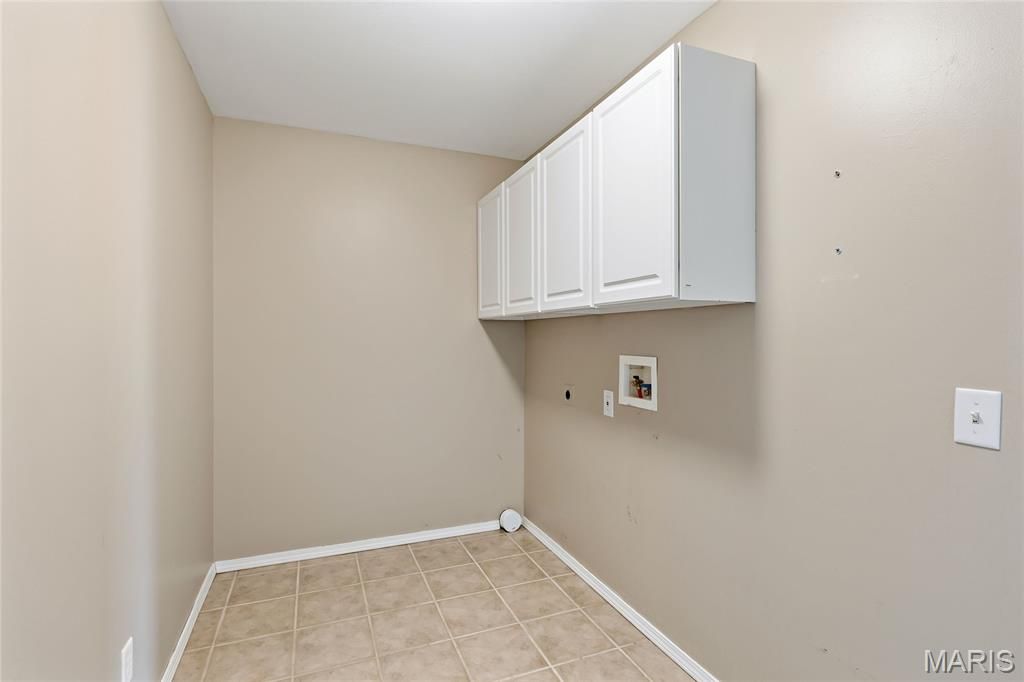 Image 17 of property listing at 229 Thoroughbred Trail, St Peters, MO 63376
