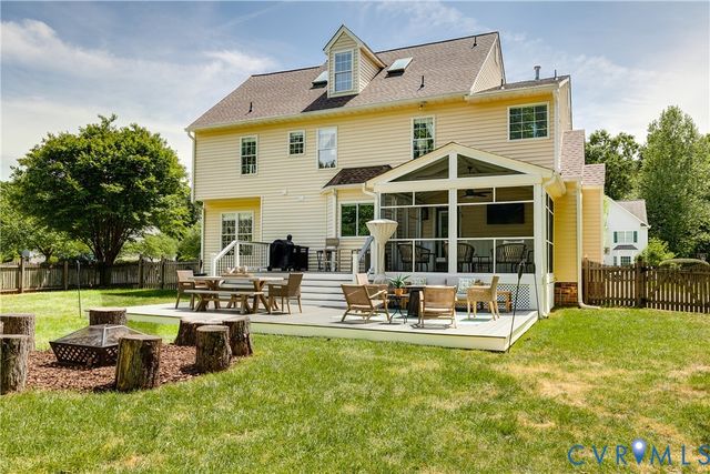 9094 Minglewood Ln, Mechanicsville, VA 23116