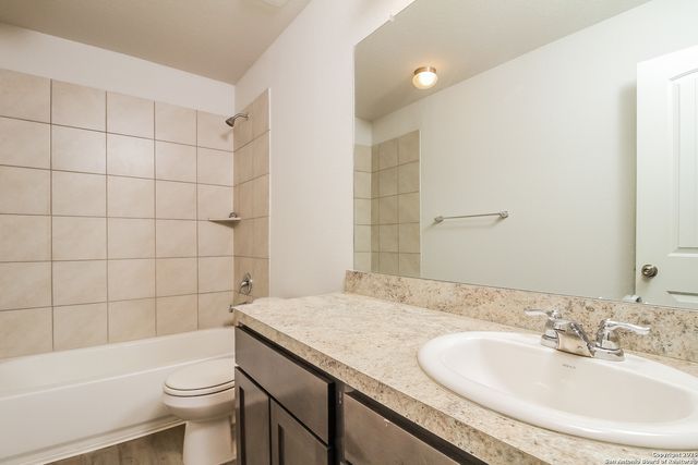 10468 Green Branch, San Antonio, TX 78223