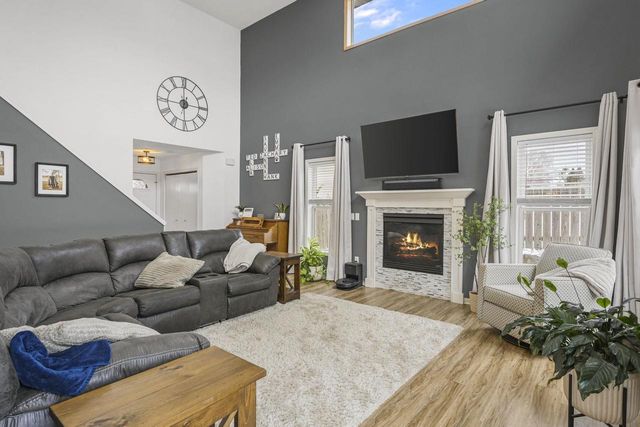 1033 Vista Ridge Drive, Mount Horeb, WI 53572