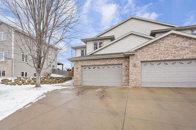 1033 Vista Ridge Drive, Mount Horeb, WI 53572