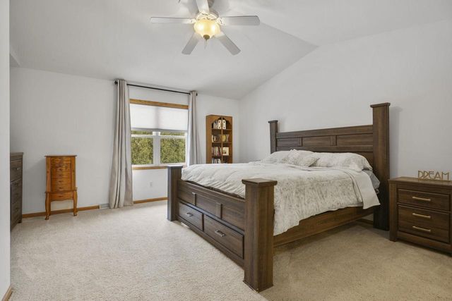 1033 Vista Ridge Drive, Mount Horeb, WI 53572