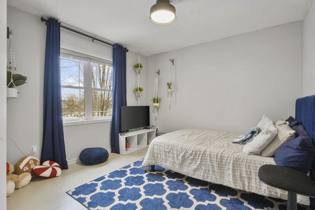 1033 Vista Ridge Drive, Mount Horeb, WI 53572