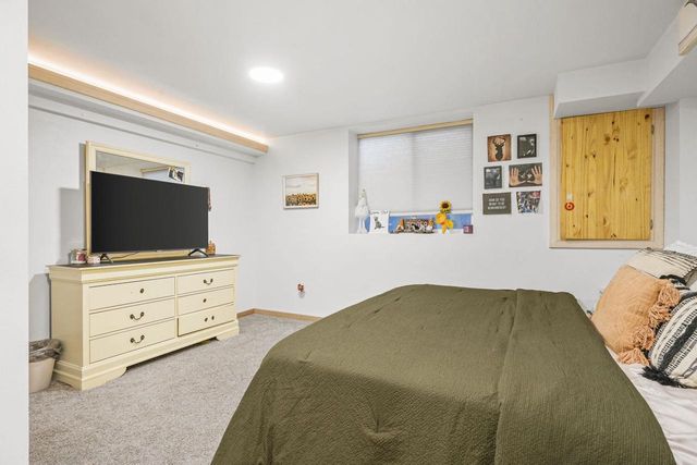 1033 Vista Ridge Drive, Mount Horeb, WI 53572