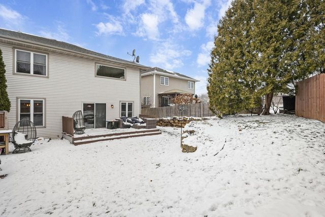 1033 Vista Ridge Drive, Mount Horeb, WI 53572