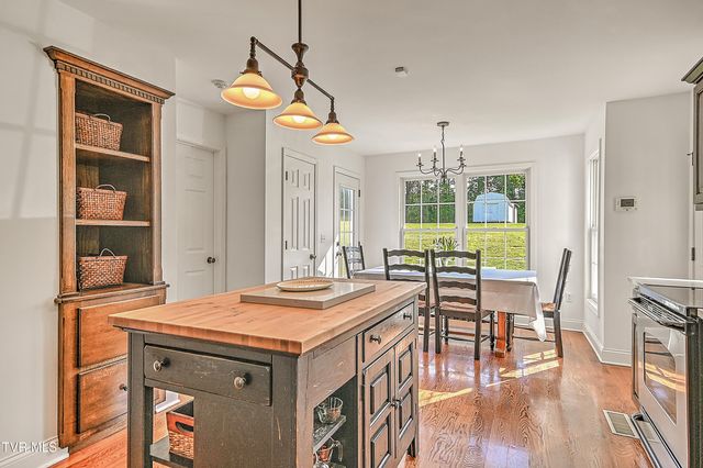 3725 Lunsford Mill Road, Hiltons, VA 24258