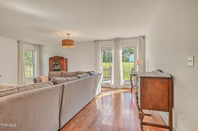 3725 Lunsford Mill Road, Hiltons, VA 24258