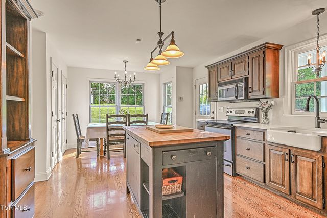 3725 Lunsford Mill Road, Hiltons, VA 24258