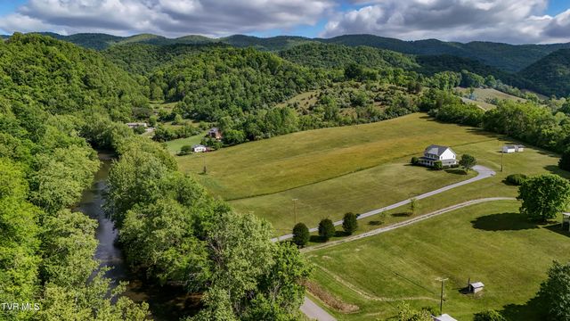 3725 Lunsford Mill Road, Hiltons, VA 24258
