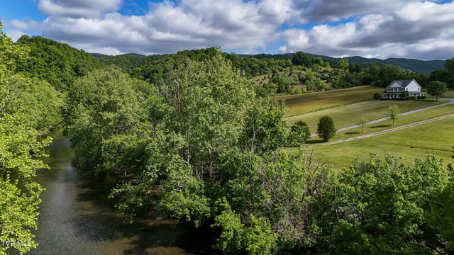 3725 Lunsford Mill Road, Hiltons, VA 24258