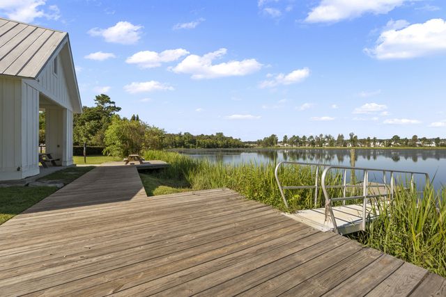 492 Trotters Lane, Moncks Corner, SC 29461