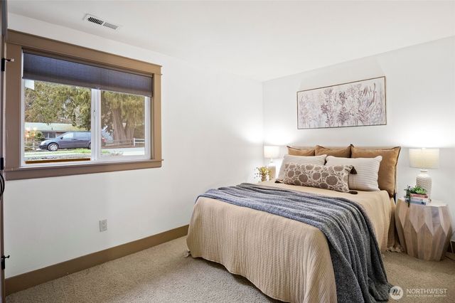 12649 NE 104th Street, Kirkland, WA 98033