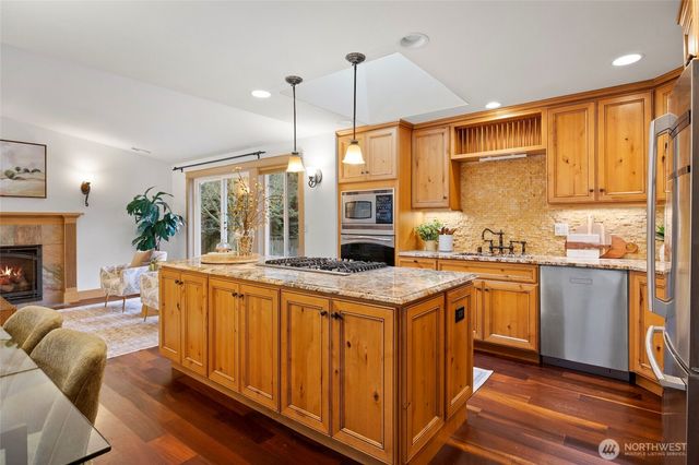 12649 NE 104th Street, Kirkland, WA 98033