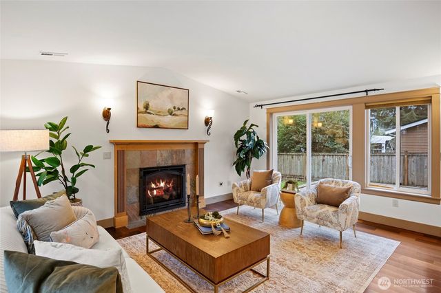 12649 NE 104th Street, Kirkland, WA 98033