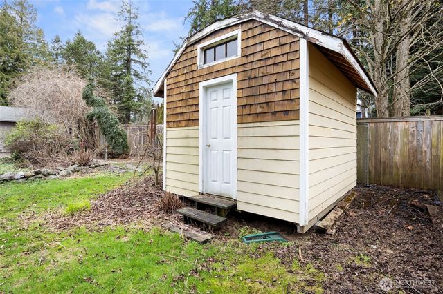 12649 NE 104th Street, Kirkland, WA 98033