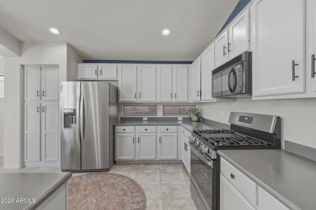 235 W GOLDFINCH Way, Chandler, AZ 85286