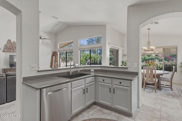 235 W GOLDFINCH Way, Chandler, AZ 85286