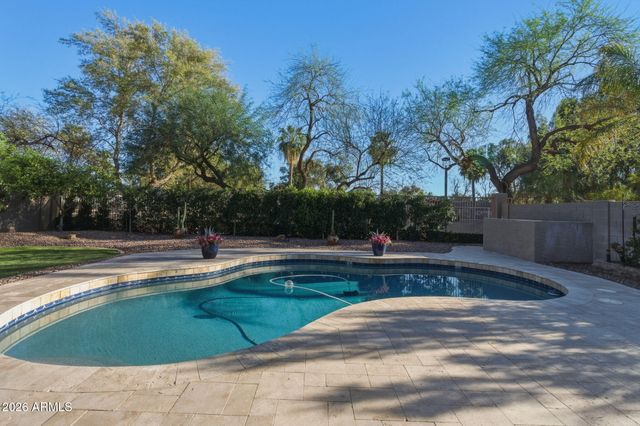 235 W GOLDFINCH Way, Chandler, AZ 85286