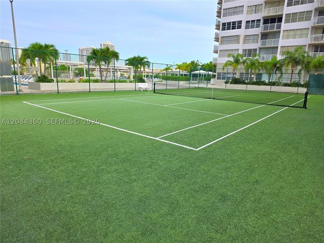 18051 Biscayne Blvd 1204, Aventura, FL 33160