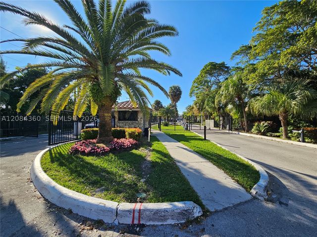 18051 Biscayne Blvd 1204, Aventura, FL 33160