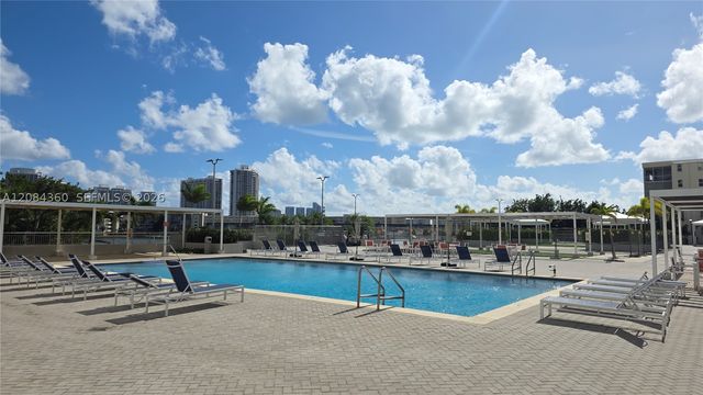 18051 Biscayne Blvd 1204, Aventura, FL 33160