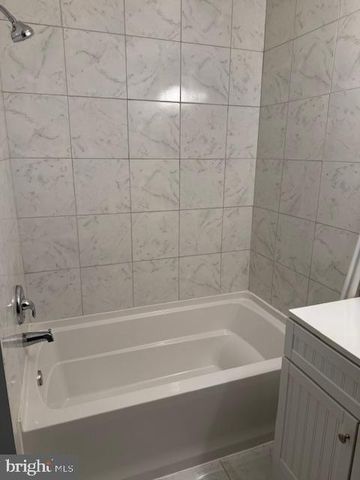 121 BUCKNELL AVE, Villas, NJ 08251