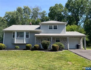 721 Taft Avenue, North Plainfield, NJ 07063