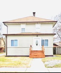 5962 Park Place, Hammond, IN 46320