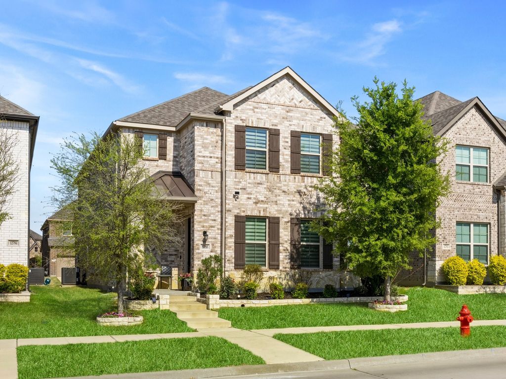 12788 Mercer Parkway, Farmers Branch, TX 75234