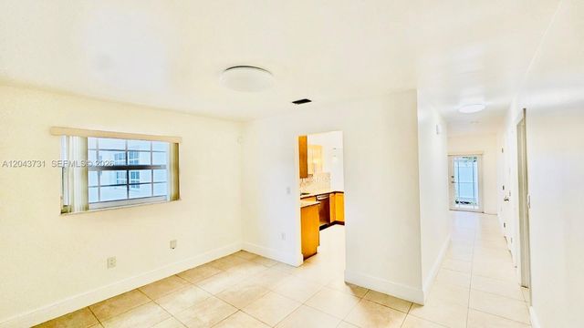 3180 SW 25th Ter 1, Miami, FL 33133
